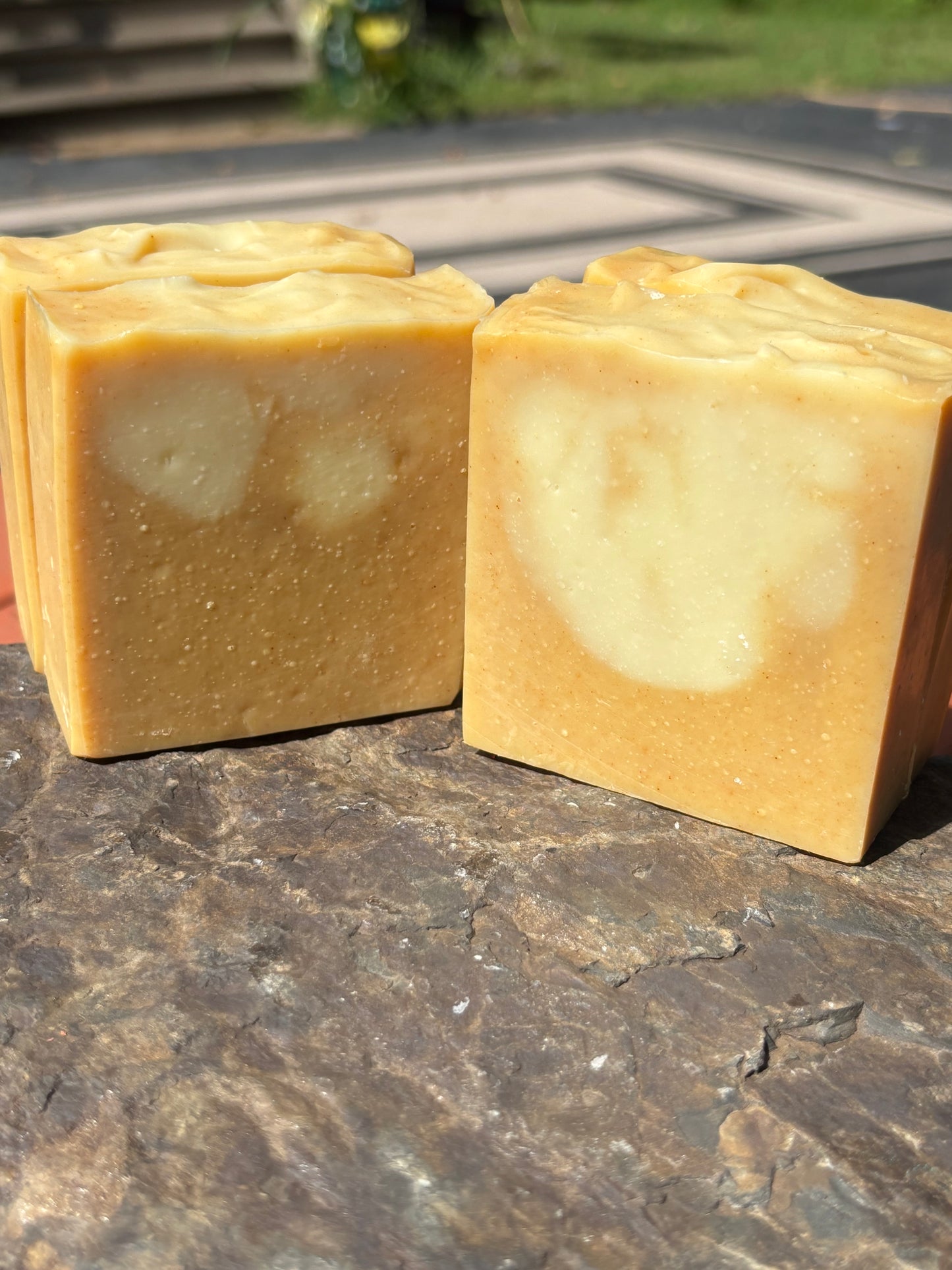 100% Natural Grass Fed & Finished BeefTallow Honey, Turmeric and Seamoss Face Soap Bar