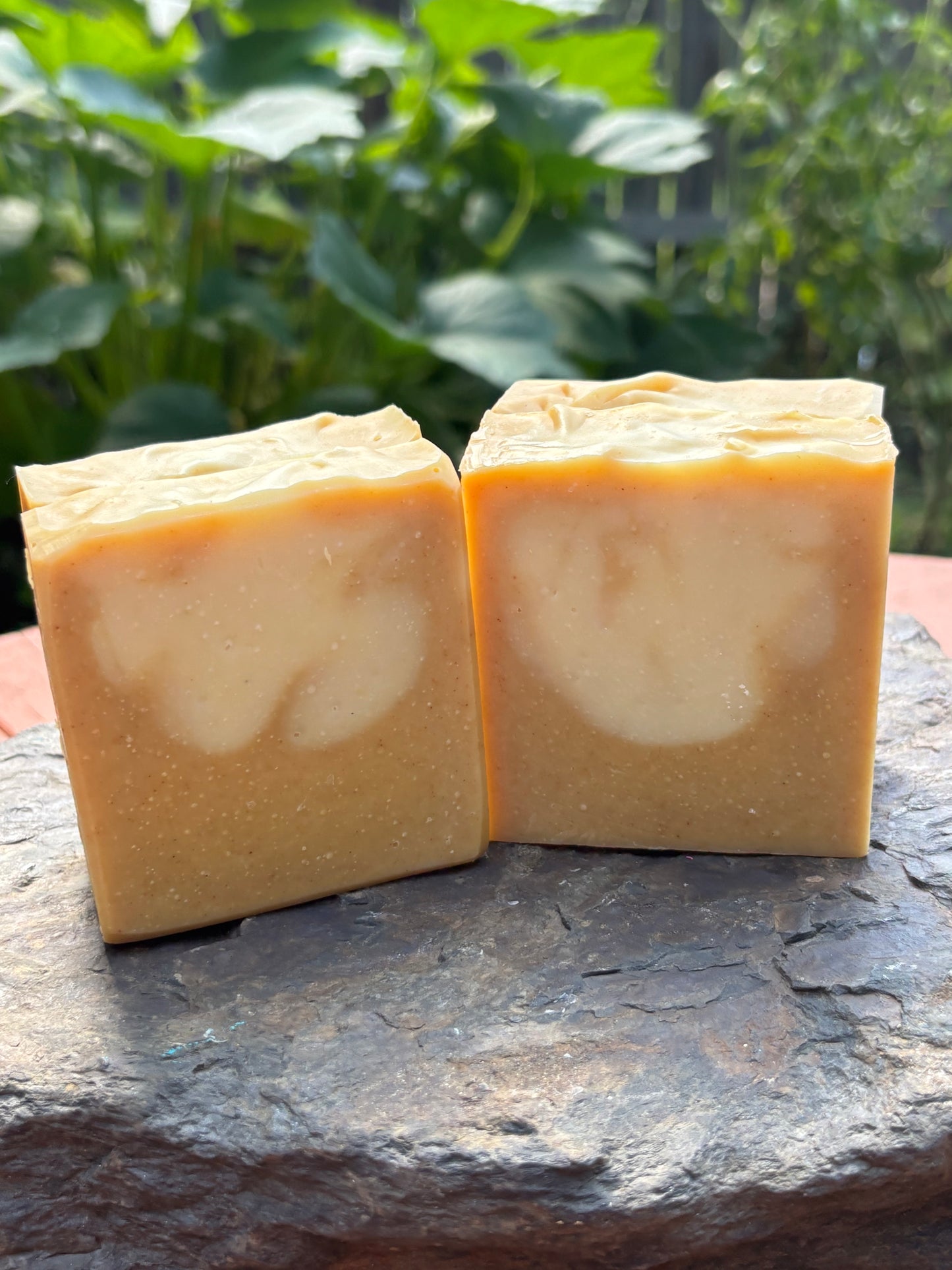 100% Natural Grass Fed & Finished BeefTallow Honey, Turmeric and Seamoss Face Soap Bar