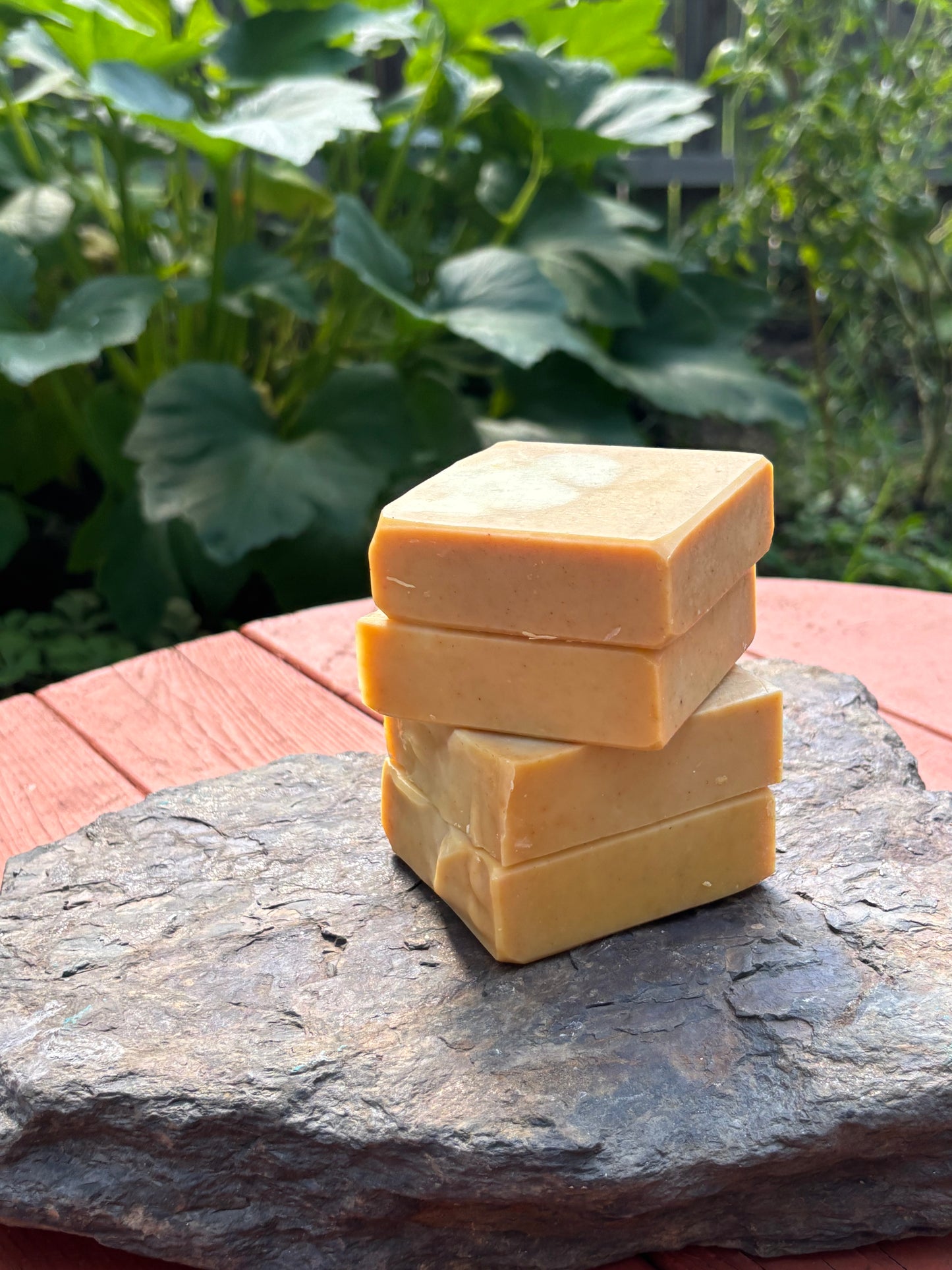 100% Natural Grass Fed & Finished BeefTallow Honey, Turmeric and Seamoss Face Soap Bar