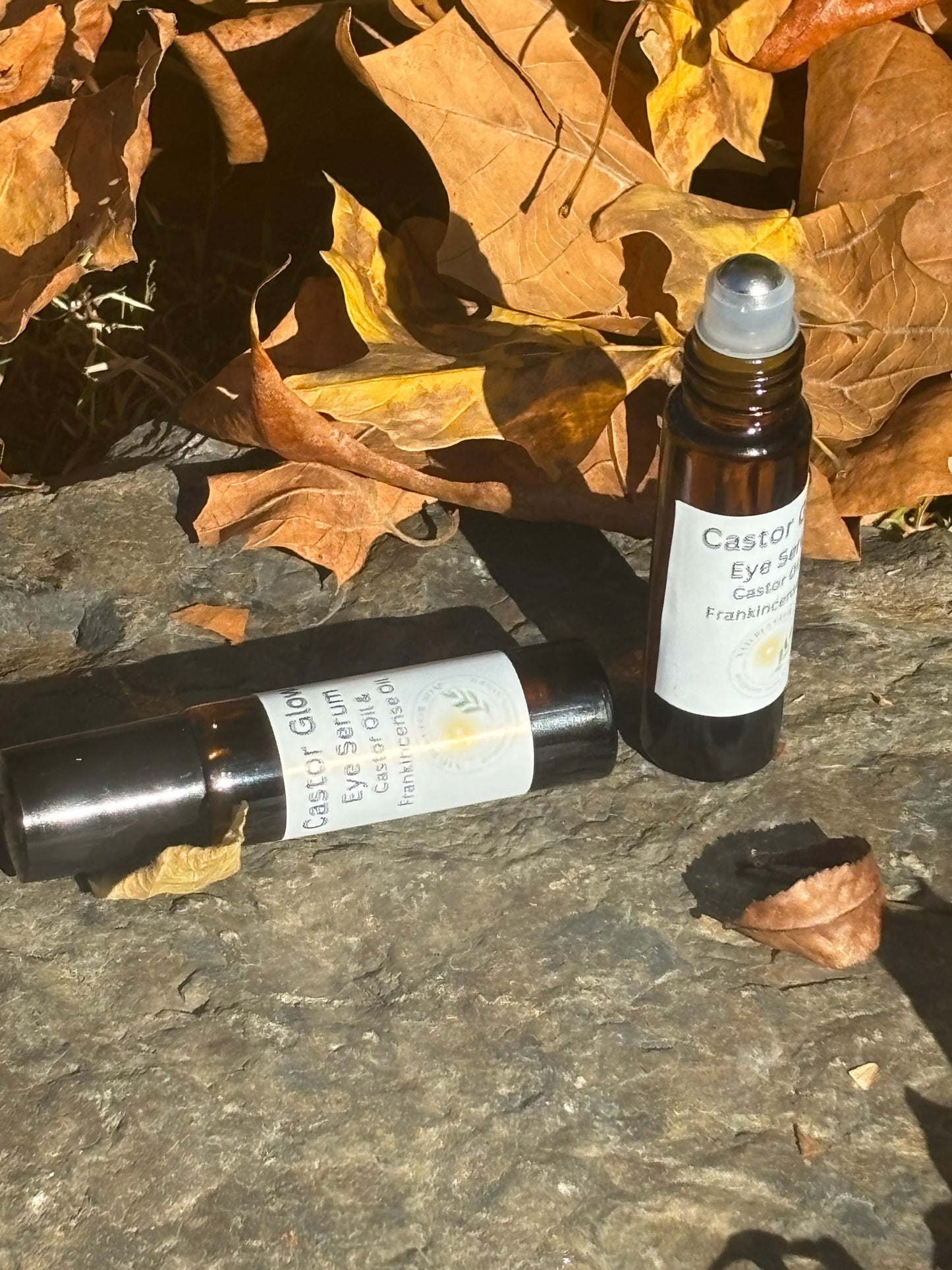 All Natural Castor Glow. Castor & Frankincense Under Eye Serum – Roll-On Brightening & Revitalizing Formula